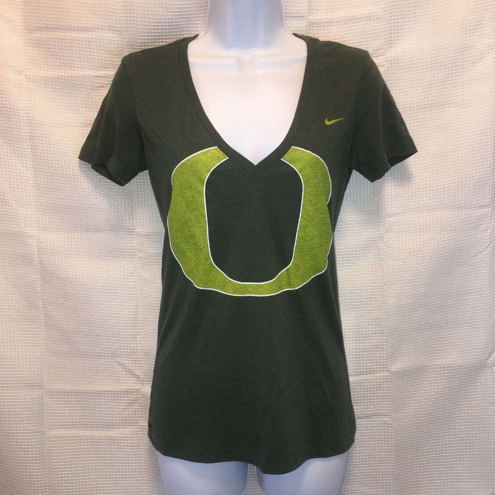 Nike University of Oregon womans small tshirt
